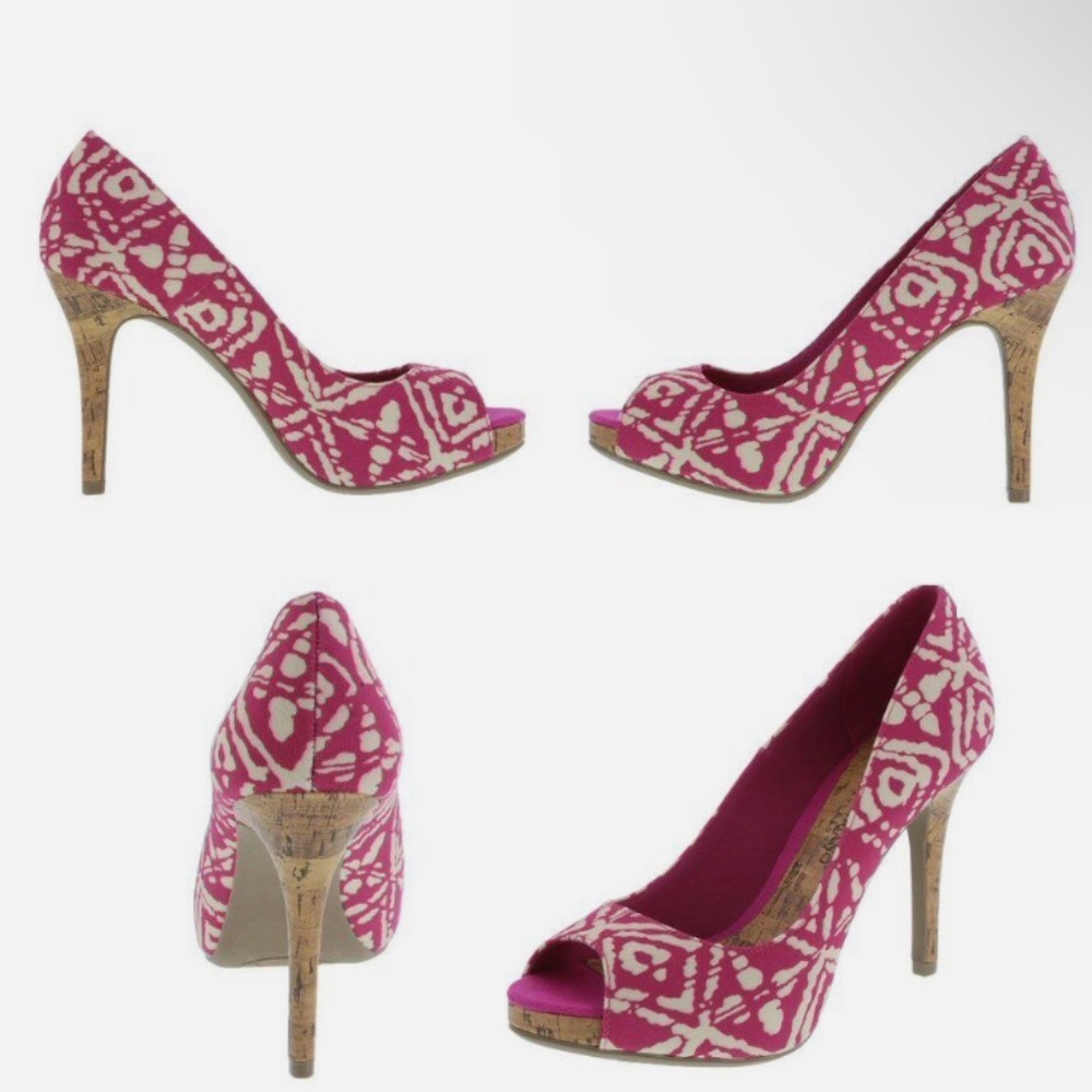 Women's Kate Platform Pump High Heel CHRISTIAN SIRIANO Pink Peep Shoe, 9